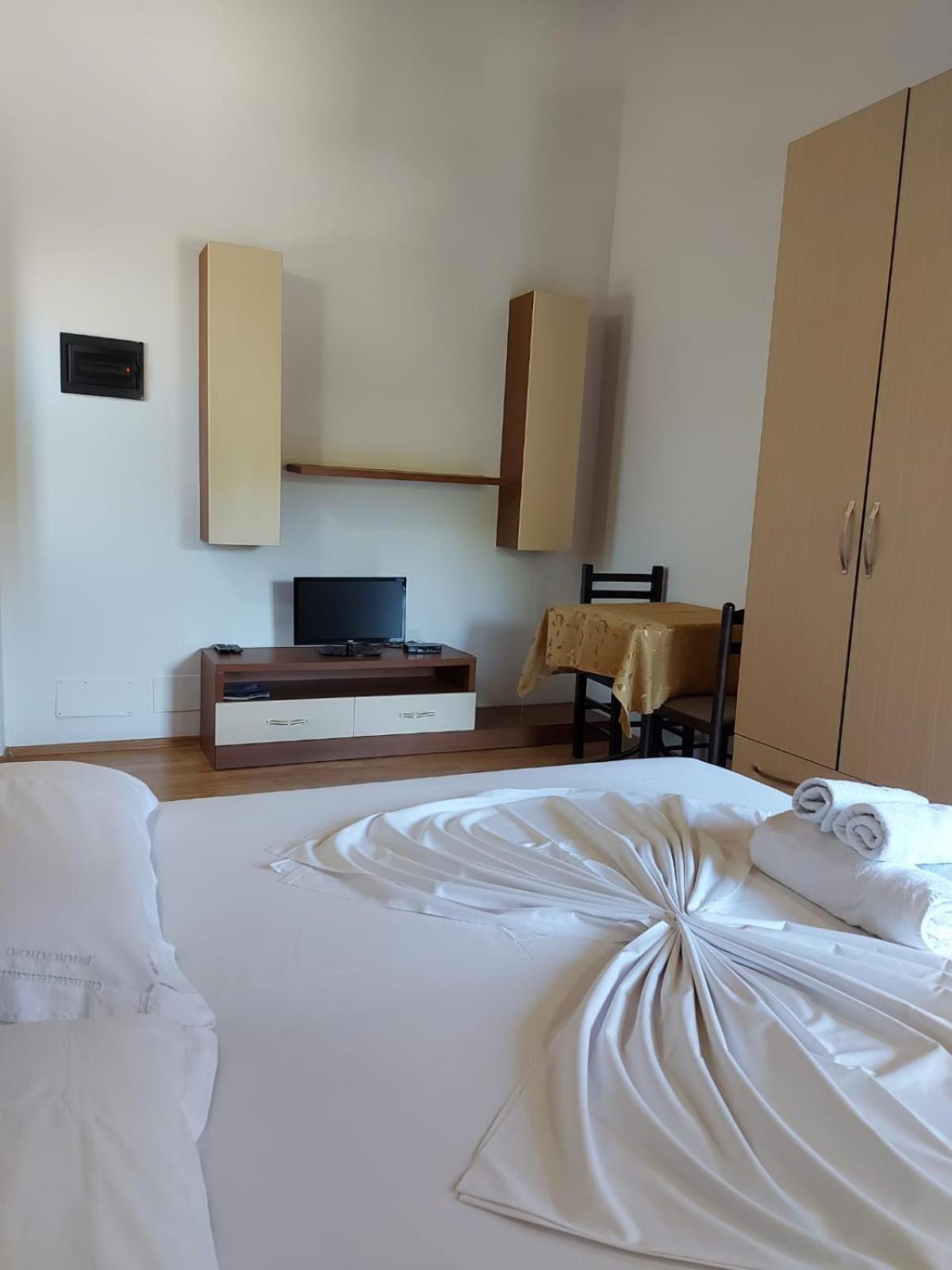 Vila Green Relax Vlorë Εξωτερικό φωτογραφία